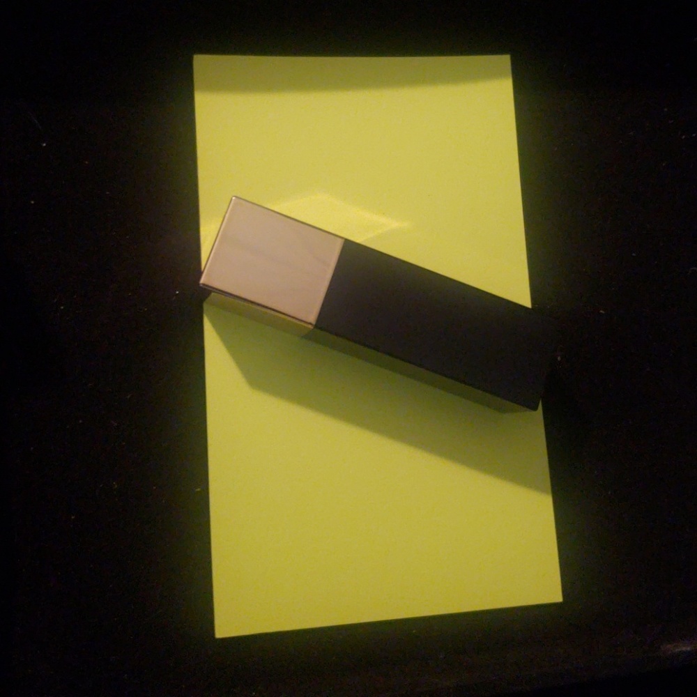 Estee Lauder lipstick